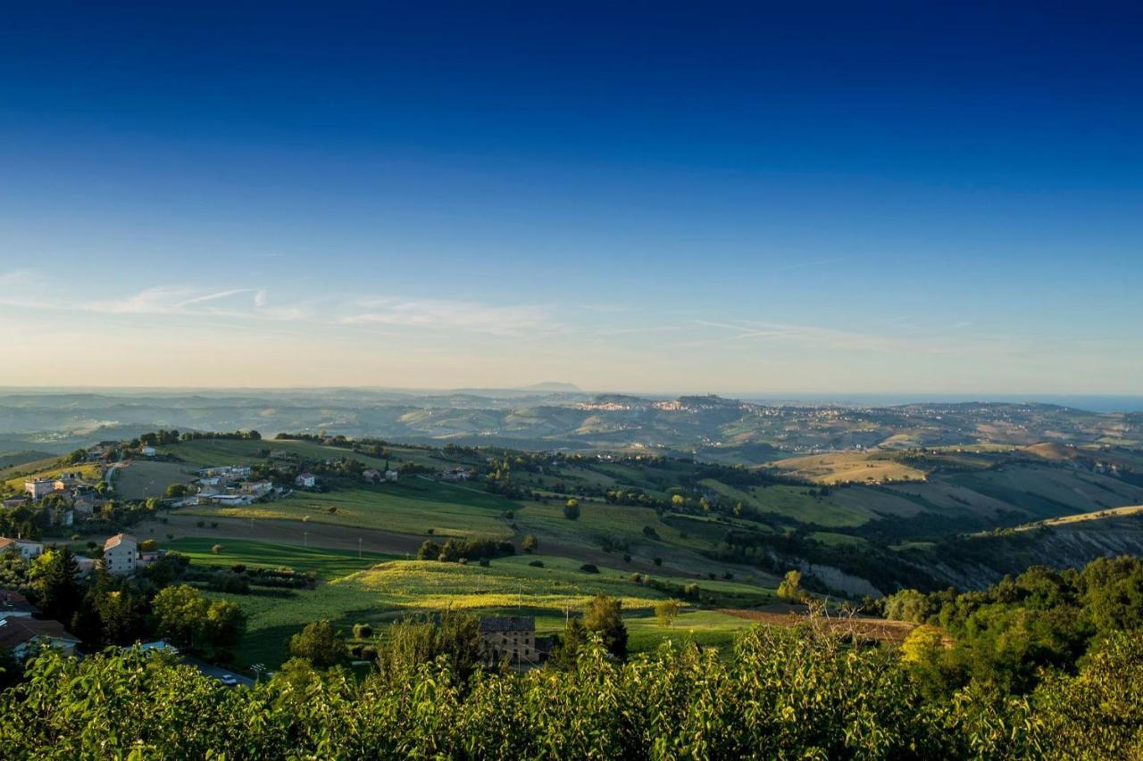 La Rosa Scarlatta Monterubbiano Esterno foto